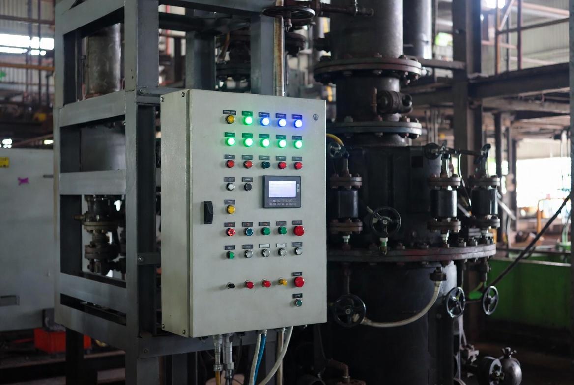 Panel Kontrol Digester dan Sterilizer di Pabrik Kelapa Sawit